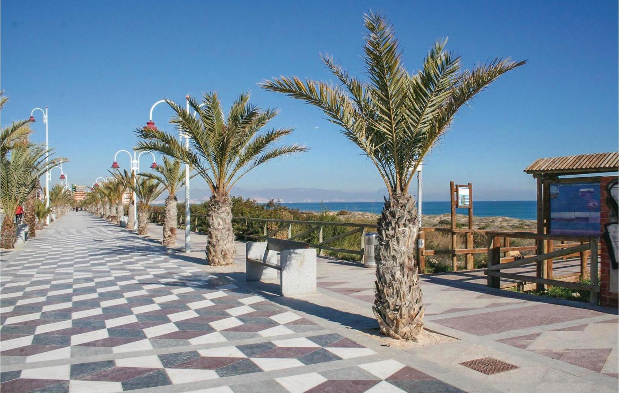 3 Bedroom Stunning Home In Gran Alacant Exteriör bild
